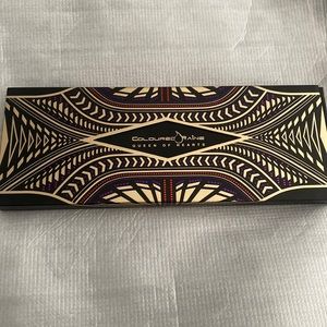 Coloured Raine Queen of Hearts Palette